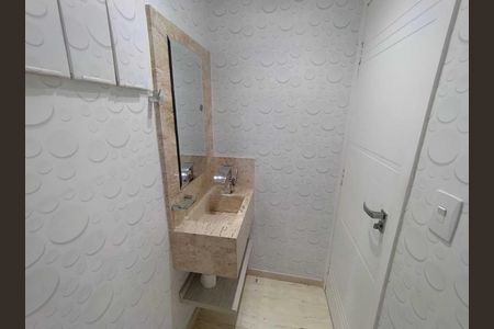 Casa para alugar com 228m², 2 quartos e 1 vagaBanheiro