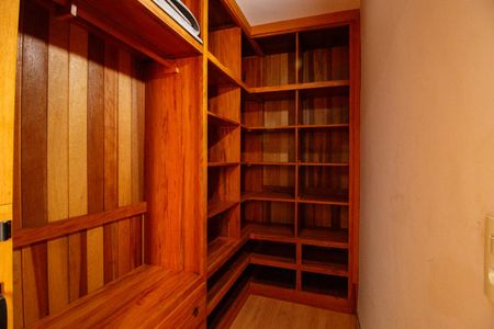 Apartamento à venda com 86m², 2 quartos e 2 vagasSuíte