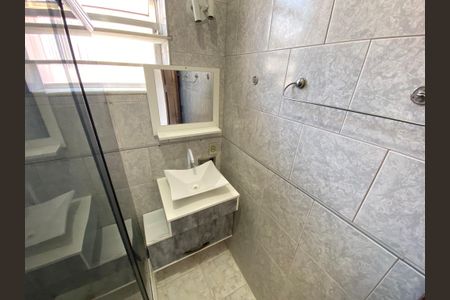 Apartamento para alugar com 60m², 2 quartos e sem vagaBanheiro