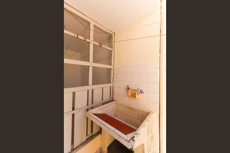 Casa para alugar com 70m², 2 quartos e 1 vagaÁrea de Serviço