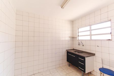 Casa para alugar com 70m², 2 quartos e 1 vagaCozinha