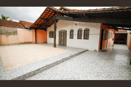 Casa para alugar com 171m², 3 quartos e 6 vagas Casa para alugar com 171m², 3 quartos e 6 vagasQuintal