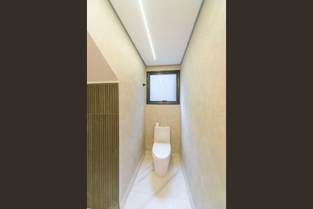 Casa à venda com 3 quartos, 226m² em Vila Scarpelli, Santo André