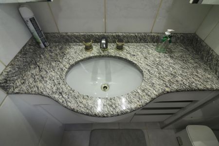 Apartamento à venda com 60m², 3 quartos e 1 vagaBanheiro Social