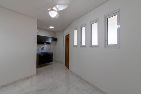 Sala de apartamento para alugar com 1 quarto, 38m² em Vila Sao Judas Tadeu, Guarulhos