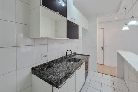 Apartamento à venda com 56m², 3 quartos e 1 vaga Apartamento à venda com 56m², 3 quartos e 1 vagaCozinha - Armários