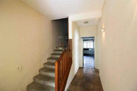 Casa à venda com 3 quartos, 300m² em Indianópolis, São Paulo