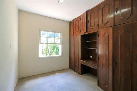 Casa à venda com 3 quartos, 300m² em Indianópolis, São Paulo