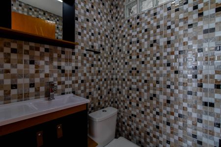 Lavabo de apartamento para alugar com 2 quartos, 74m² em Vila Sao Judas Tadeu, Guarulhos