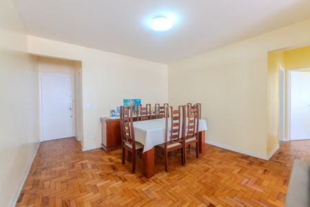 Apartamento à venda com 102m², 1 quarto e 2 vagasSala