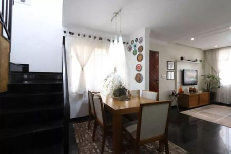 Casa à venda com 3 quartos, 134m² em São Paulo, São Paulo