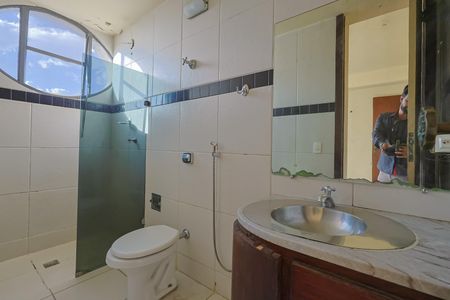 Apartamento à venda com 175m², 4 quartos e 3 vagasBanheiro da Suíte 1