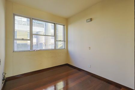 Apartamento à venda com 175m², 4 quartos e 3 vagasQuarto 1