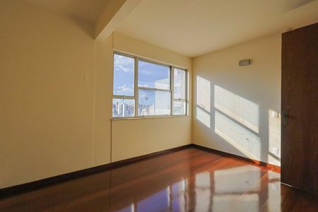 Apartamento à venda com 175m², 4 quartos e 3 vagasSuíte 1