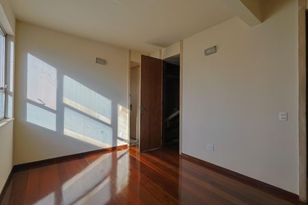 Apartamento à venda com 175m², 4 quartos e 3 vagasSuíte 1