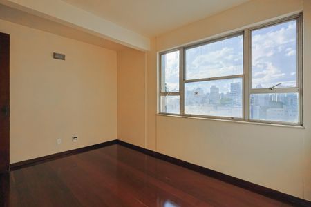 Apartamento à venda com 175m², 4 quartos e 3 vagasSuíte 1