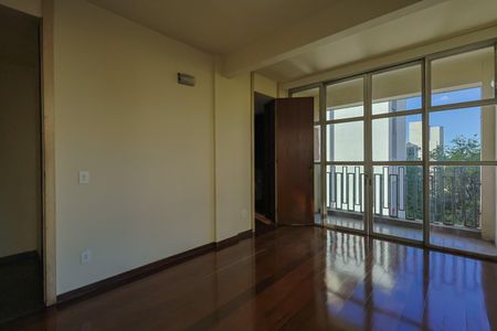 Apartamento à venda com 175m², 4 quartos e 3 vagasSuíte 2