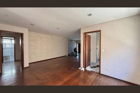 Casa à venda com 3 quartos, 220m² em Alphaville, Santana de Parnaíba