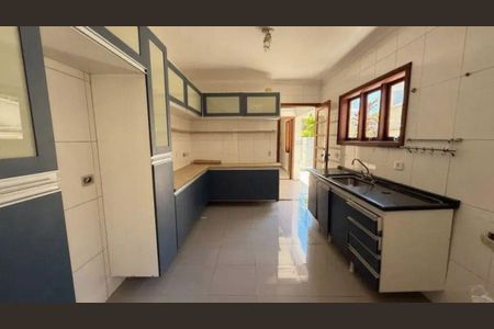 Casa à venda com 3 quartos, 220m² em Alphaville, Santana de Parnaíba