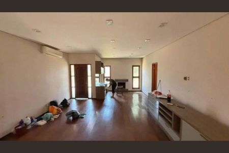 Casa à venda com 3 quartos, 220m² em Alphaville, Santana de Parnaíba
