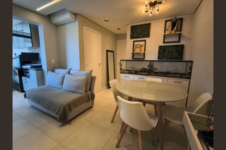 Apartamento à venda com 2 quartos, 57m² em Vila Gomes Cardim, São Paulo