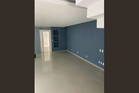 Casa à venda com 3 quartos, 242m² em Nova Petrópolis, São Bernardo do Campo