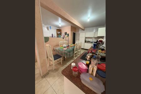 Casa à venda com 5 quartos, 340m² em Jardim Pilar, Santo André