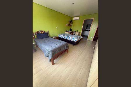 Casa à venda com 5 quartos, 340m² em Jardim Pilar, Santo André