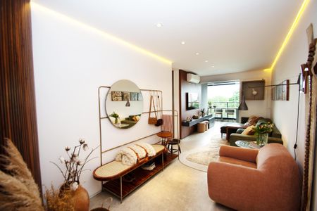 Sala de apartamento à venda com 2 quartos, 105m² em Vila Madalena, São Paulo