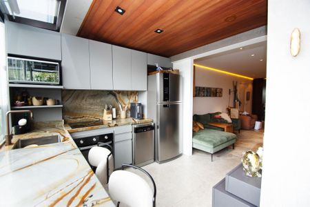 Apartamento à venda com 105m², 2 quartos e 1 vagaCozinha