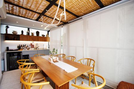 Apartamento à venda com 105m², 2 quartos e 1 vagaSala de jantar