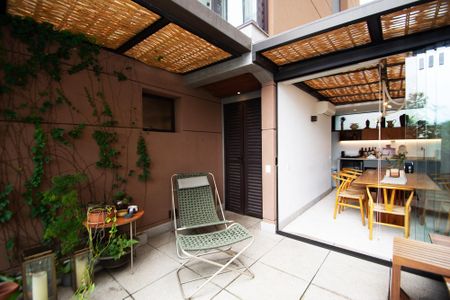Varanda sala de jantar de apartamento à venda com 2 quartos, 105m² em Vila Madalena, São Paulo