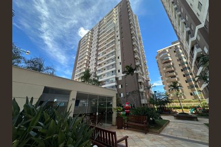 Apartamento para alugar com 90m², 3 quartos e 2 vagasFachada