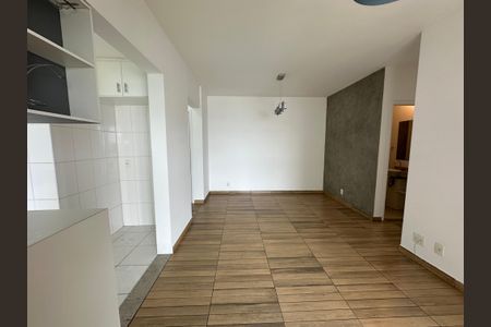 Sala de apartamento para alugar com 3 quartos, 90m² em Alphaville Industrial, Barueri