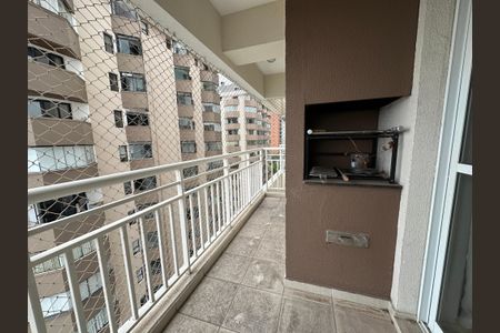 Apartamento para alugar com 90m², 3 quartos e 2 vagasVaranda