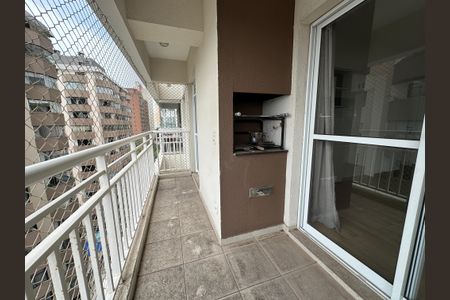 Apartamento para alugar com 90m², 3 quartos e 2 vagasVaranda