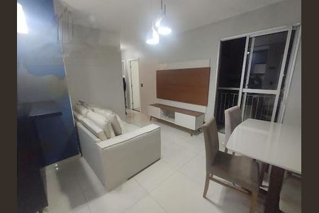 Apartamento à venda com 2 quartos, 47m² em Taboão, São Paulo