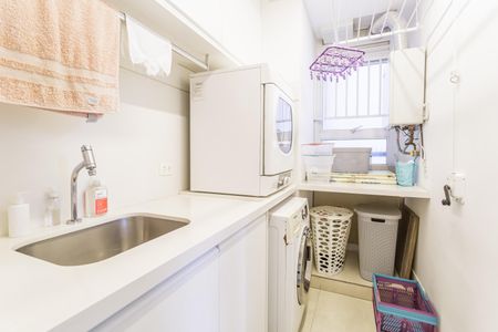 Apartamento para alugar com 212m², 3 quartos e 2 vagasÁrea de Serviço