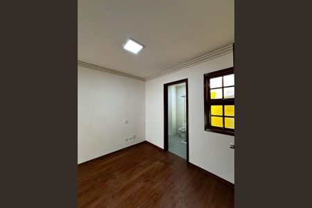 Casa à venda com 6 quartos, 400m² em Vila Jordanopolis, São Bernardo do Campo