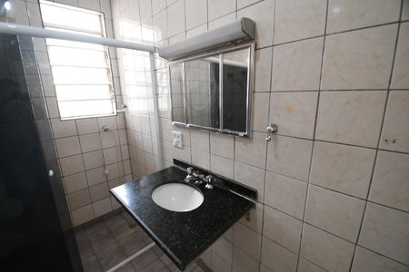 Apartamento para alugar com 105m², 2 quartos e sem vagaBanheiro