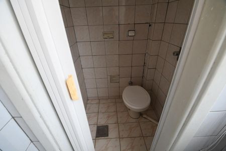 Apartamento para alugar com 105m², 2 quartos e sem vagaBanheiro de serviço