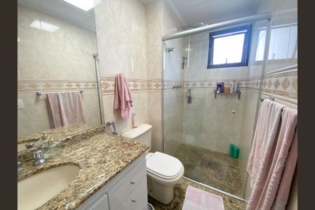 Apartamento à venda com 168m², 3 quartos e 3 vagas Apartamento à venda com 168m², 3 quartos e 3 vagasBanheiro da Suíte 3