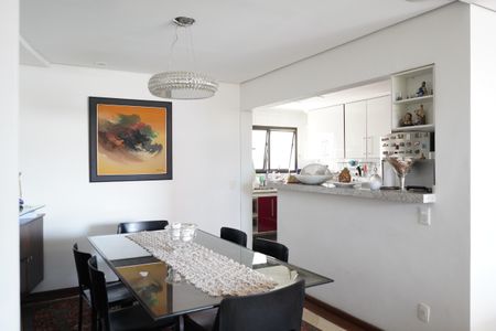 Apartamento à venda com 168m², 3 quartos e 3 vagasSala