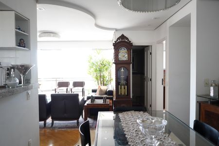 Apartamento à venda com 168m², 3 quartos e 3 vagasSala