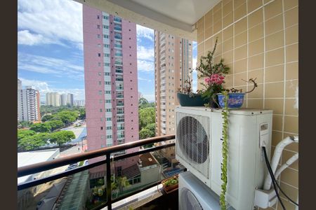 Apartamento à venda com 168m², 3 quartos e 3 vagas Apartamento à venda com 168m², 3 quartos e 3 vagasSacada da Suíte 3