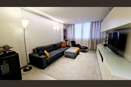 Apartamento à venda com 3 quartos, 130m² em Itaim Bibi, São Paulo