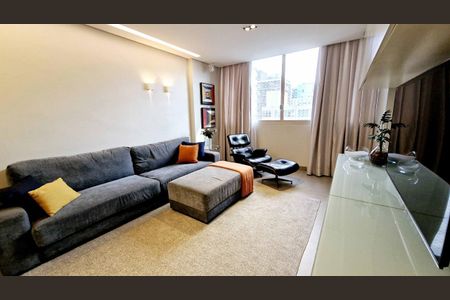 Apartamento à venda com 130m², 3 quartos e 1 vaga