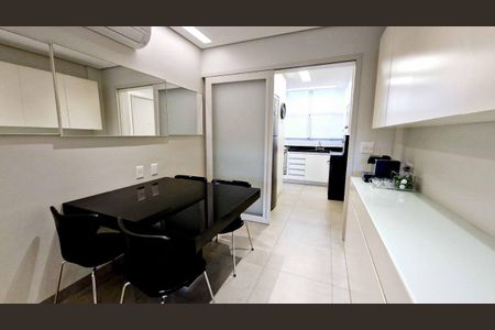 Apartamento à venda com 130m², 3 quartos e 1 vaga