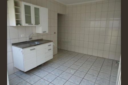 Casa à venda com 3 quartos, 90m² em Vila Antonieta, São Paulo