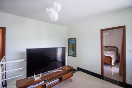 Casa à venda com 365m², 4 quartos e 3 vagasSala de TV